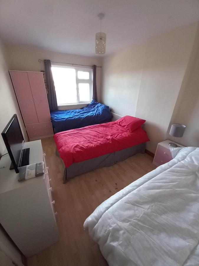 3 Bedroom Family Home リマバディ エクステリア 写真