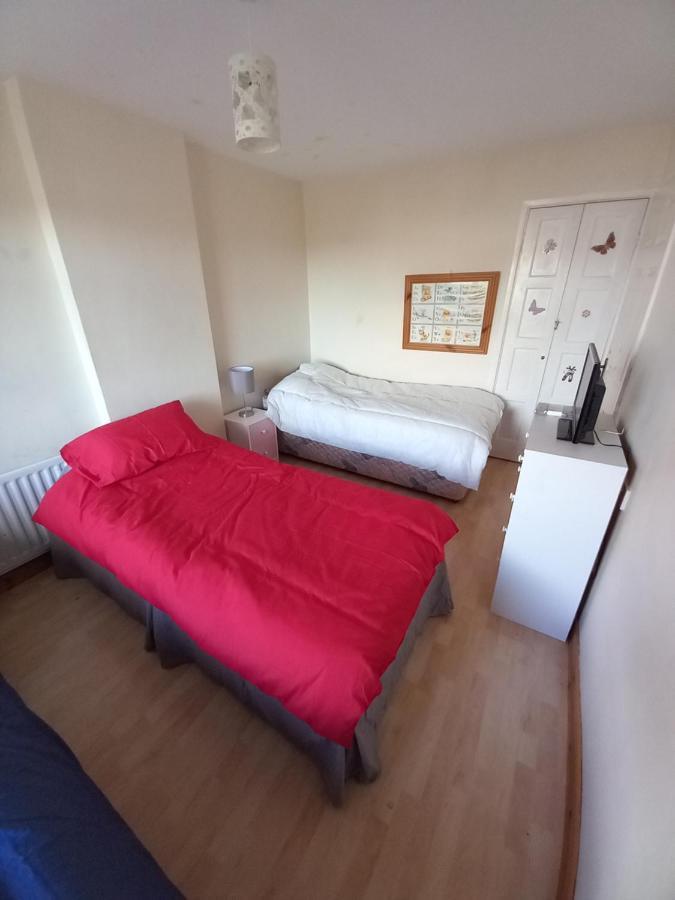 3 Bedroom Family Home リマバディ エクステリア 写真