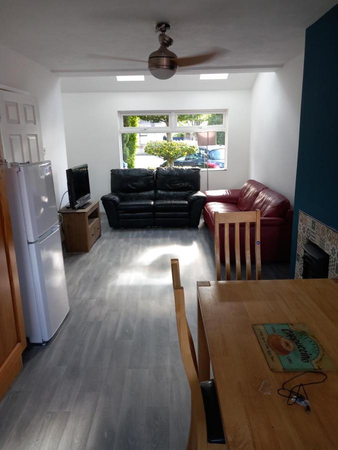 3 Bedroom Family Home リマバディ エクステリア 写真